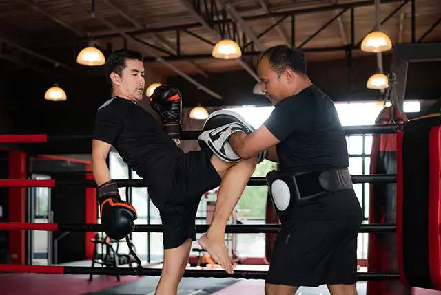 Adult Kickboxing Classes Near Me in Belmore | GIANT Martial Arts